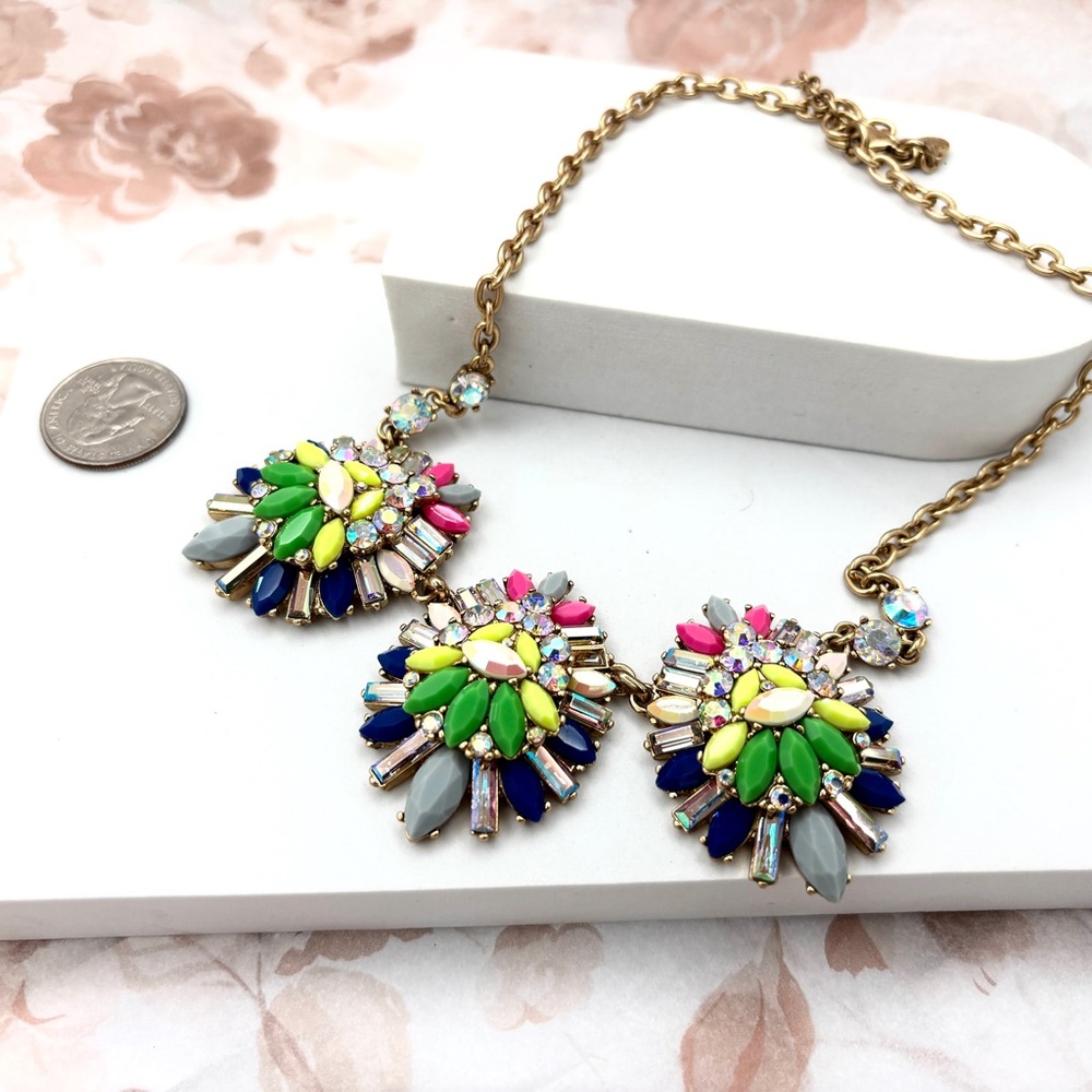 J.Crew vintage Gold tone multi color crystal statement necklace - Picture 8 of 10
